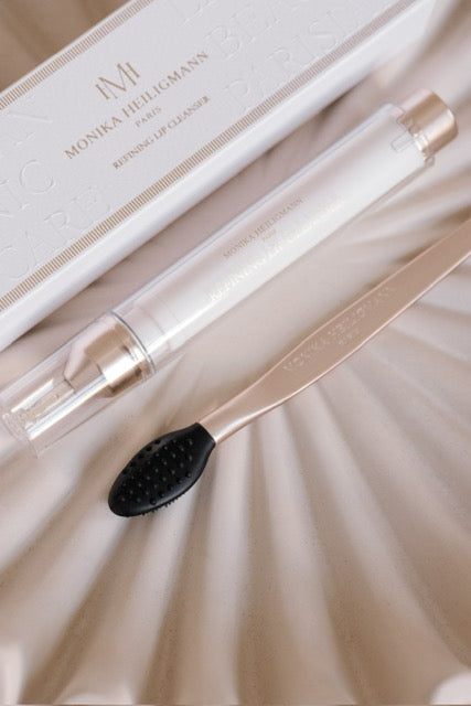 Lip Brush